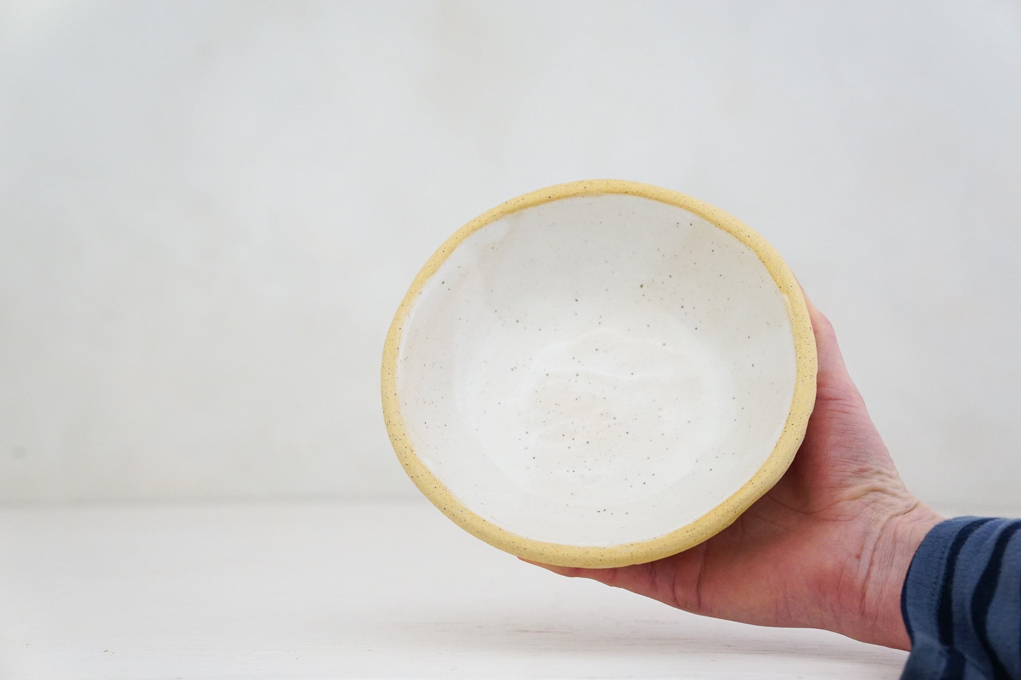Shaved speck bowl in White