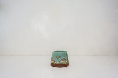 Mountain moon sponge holder in LAKE