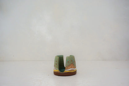 Mountain moon peach sponge holder in LAKE