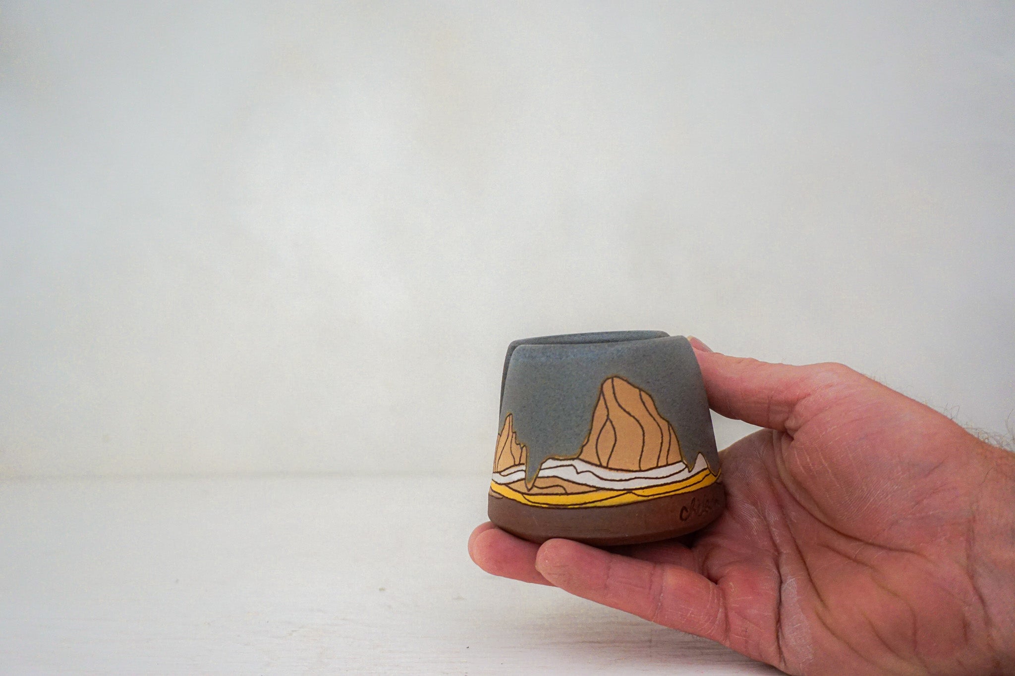 W Teton peach sponge holder in STONE