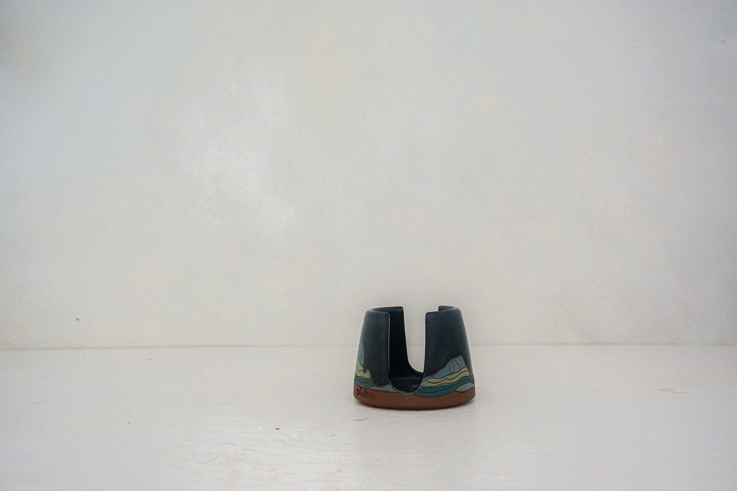 W Teton blues sponge holder in DARBY