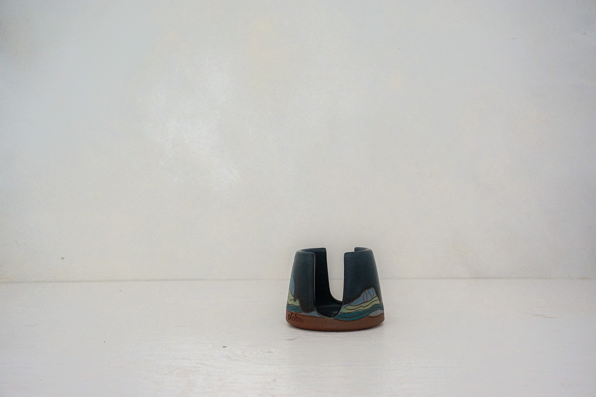 W Teton blues sponge holder in DARBY