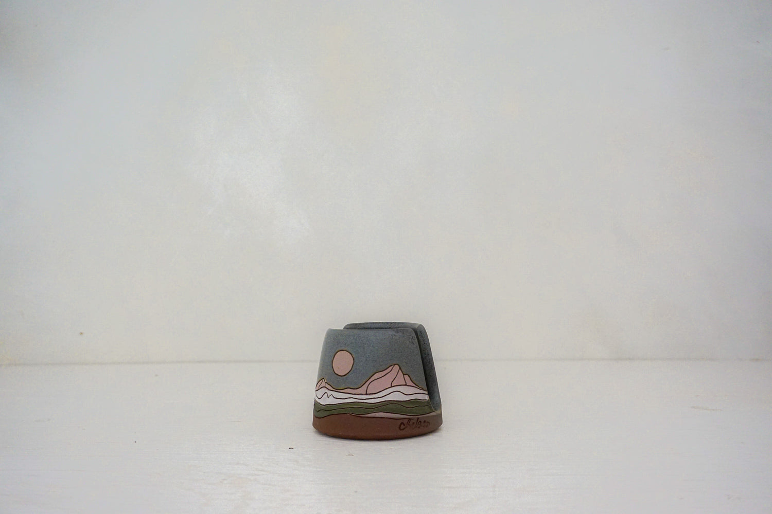 Night/Day sponge holder in STONE