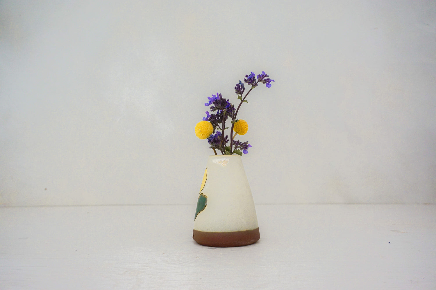 Yellow Flower Vase in BONE