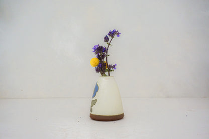 Purple flower POP vase in BONE