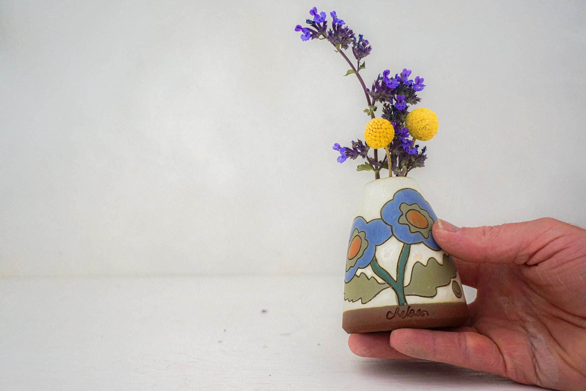 Purple flower POP vase in BONE
