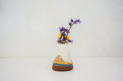 W Teton Peach Vase in BONE