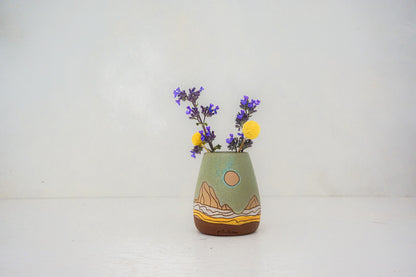 W Teton Vase in LAKE*