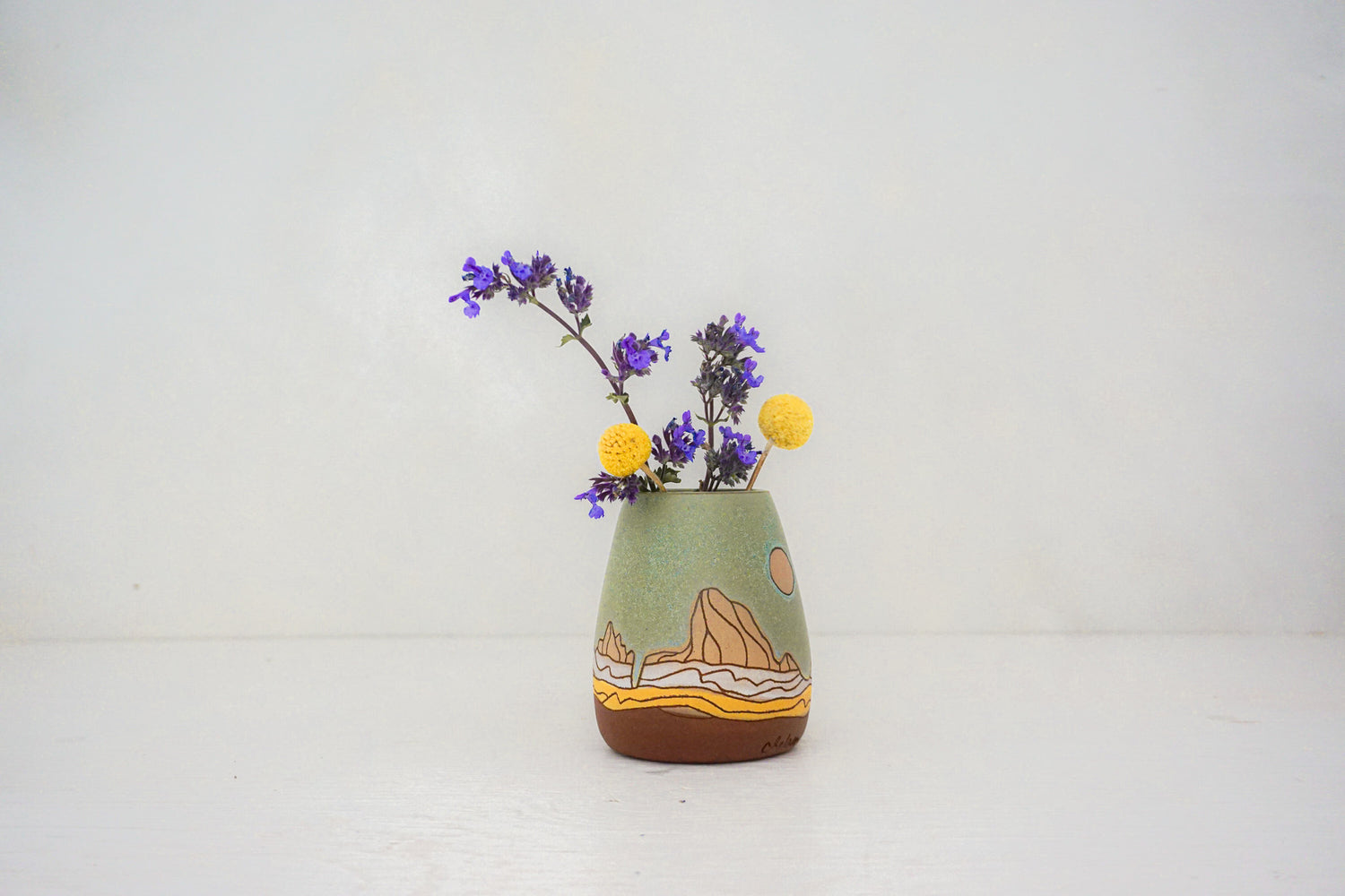 W Teton Vase in LAKE*