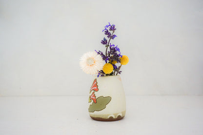 Red Trumpet flower vase in BONE