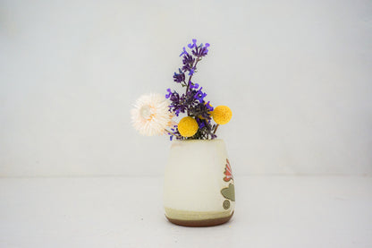 Red Trumpet flower vase in BONE