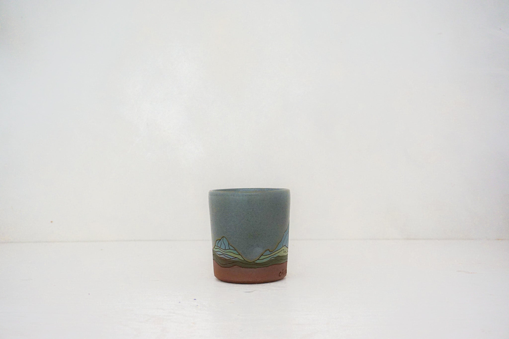 E Teton blues cup in STONE