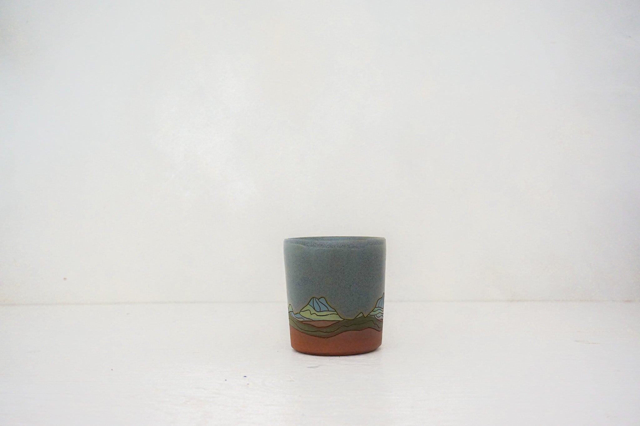 E Teton blues cup in STONE