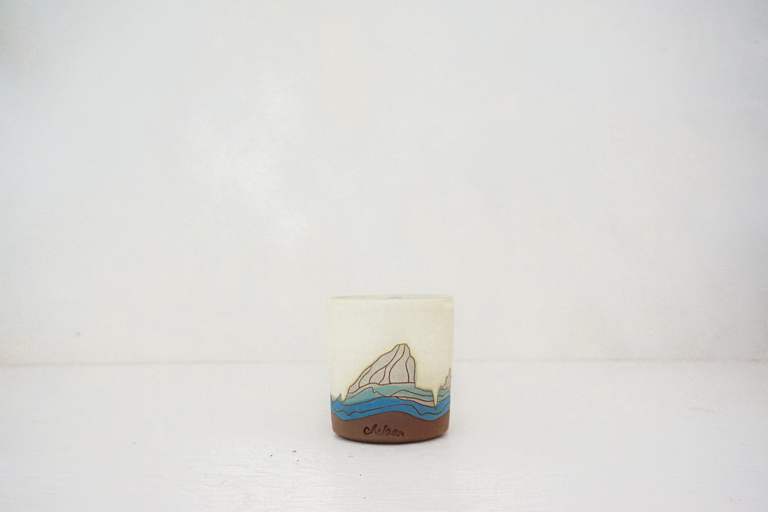 E Teton cup in BONE
