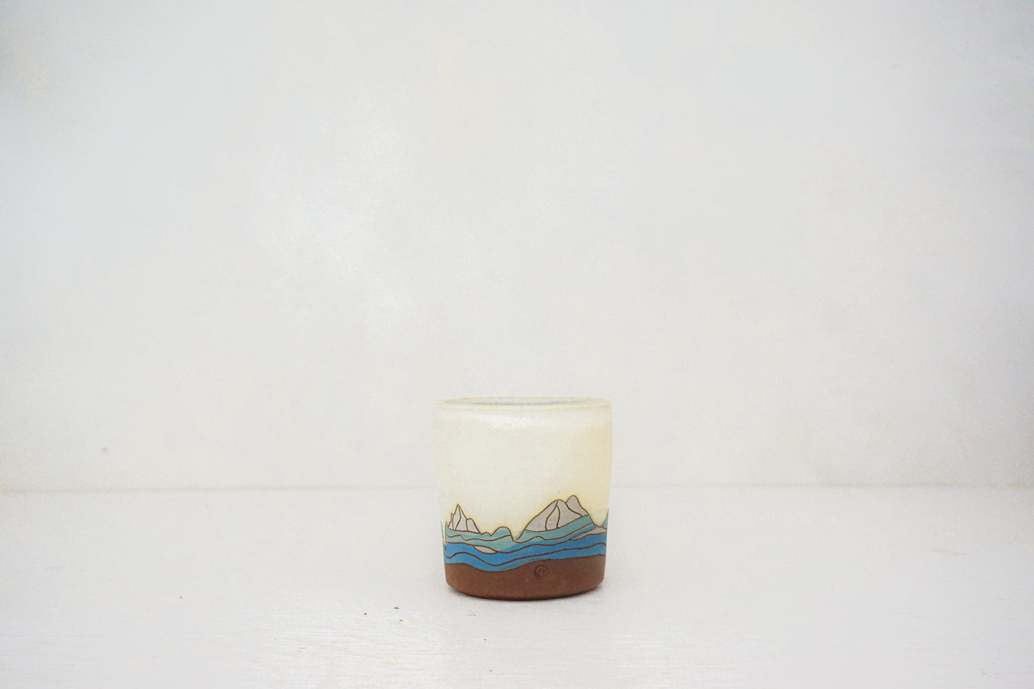 E Teton cup in BONE