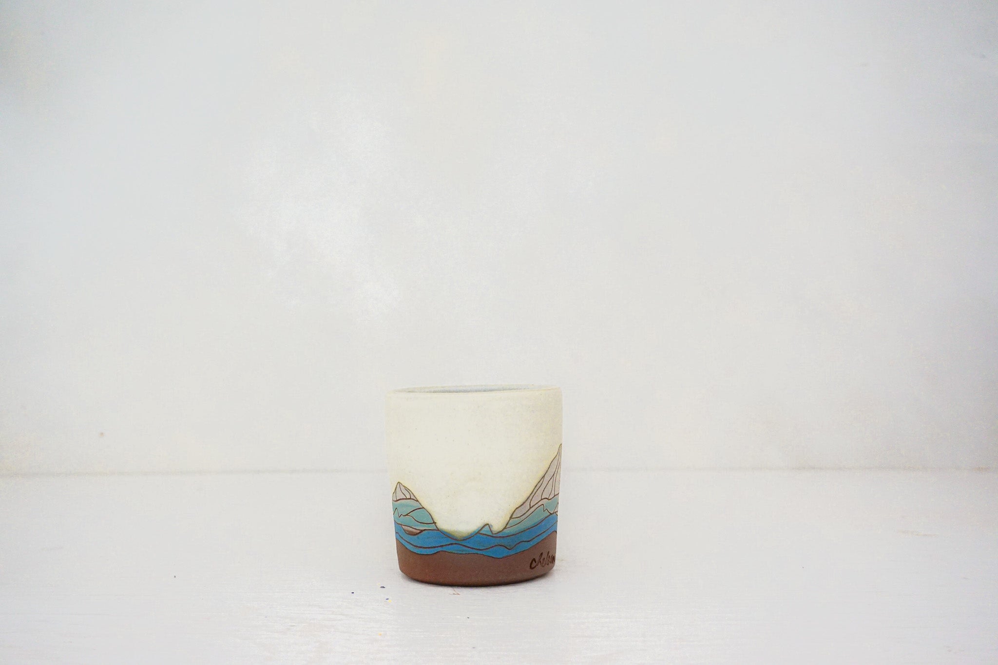 E Teton cup in BONE