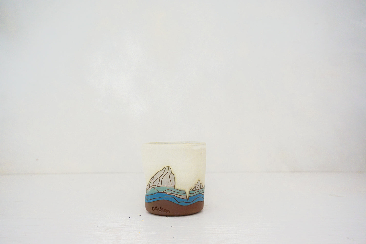 E Teton cup in BONE