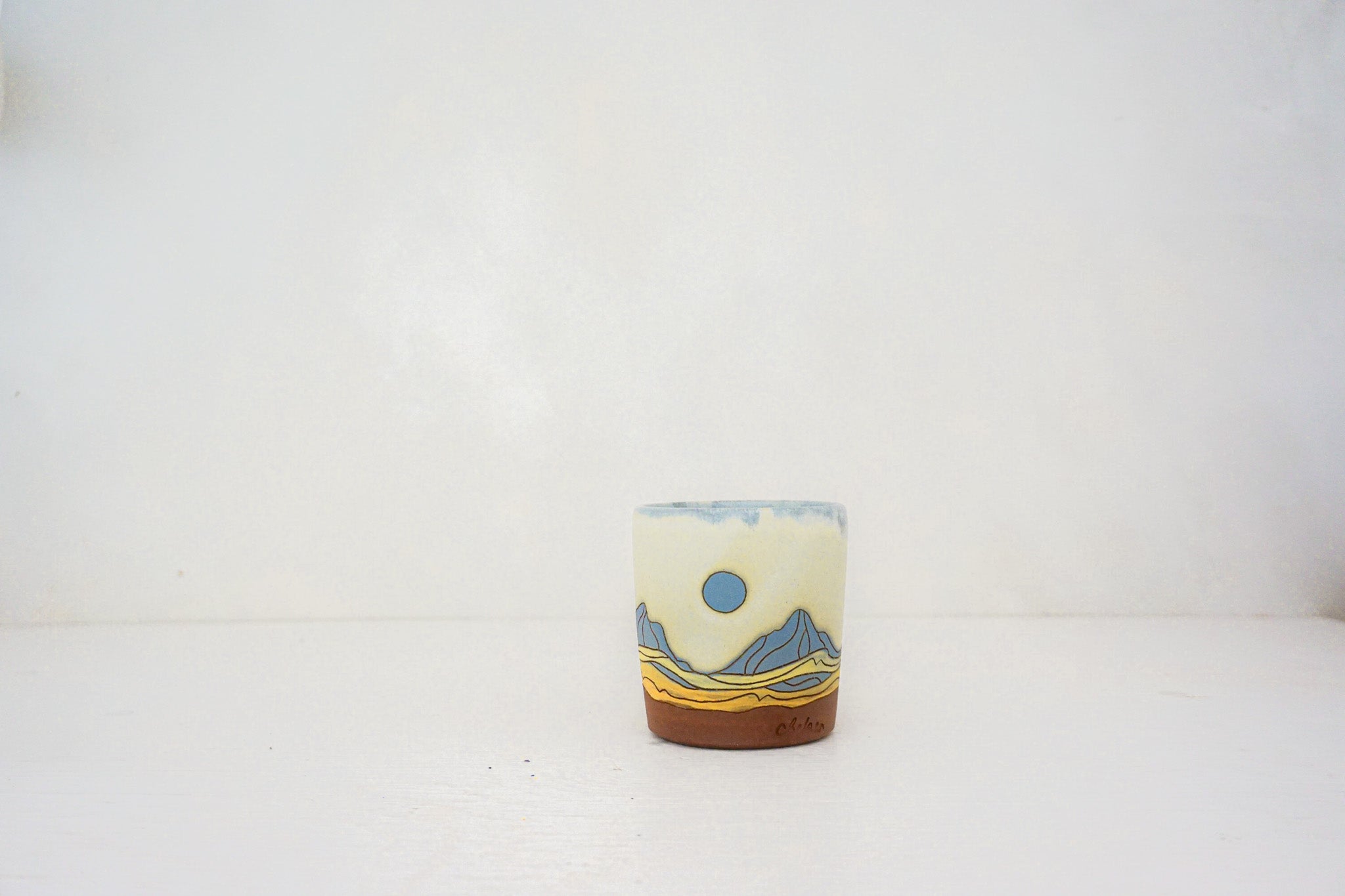 Mtn blue moon cup in BONE