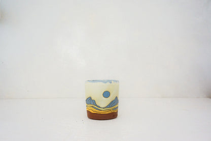 Mtn blue moon cup in BONE