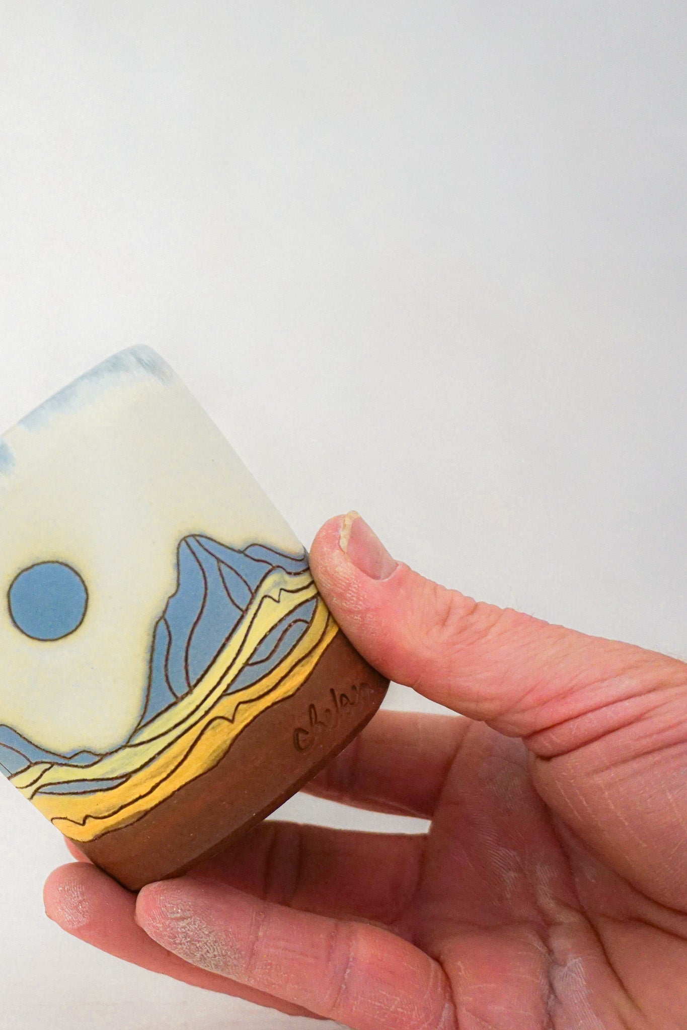 Mtn blue moon cup in BONE
