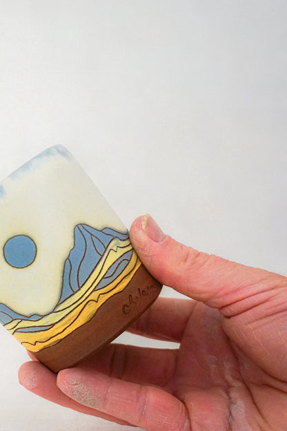 Mtn blue moon cup in BONE