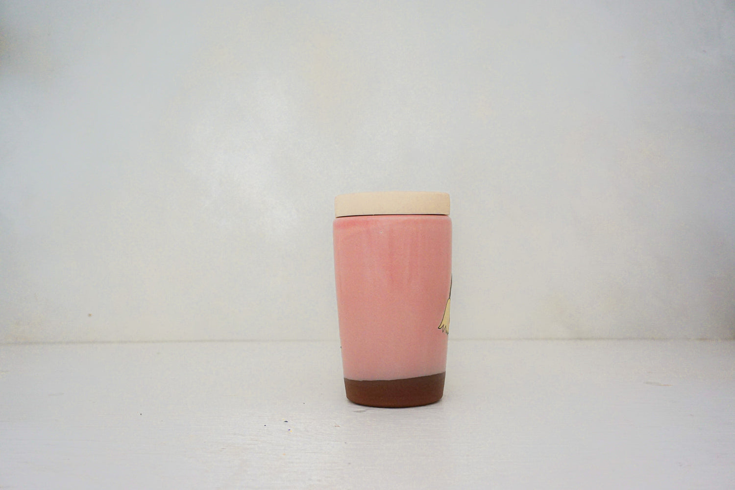 Lily of the Valley Travel cup in Bubblegum