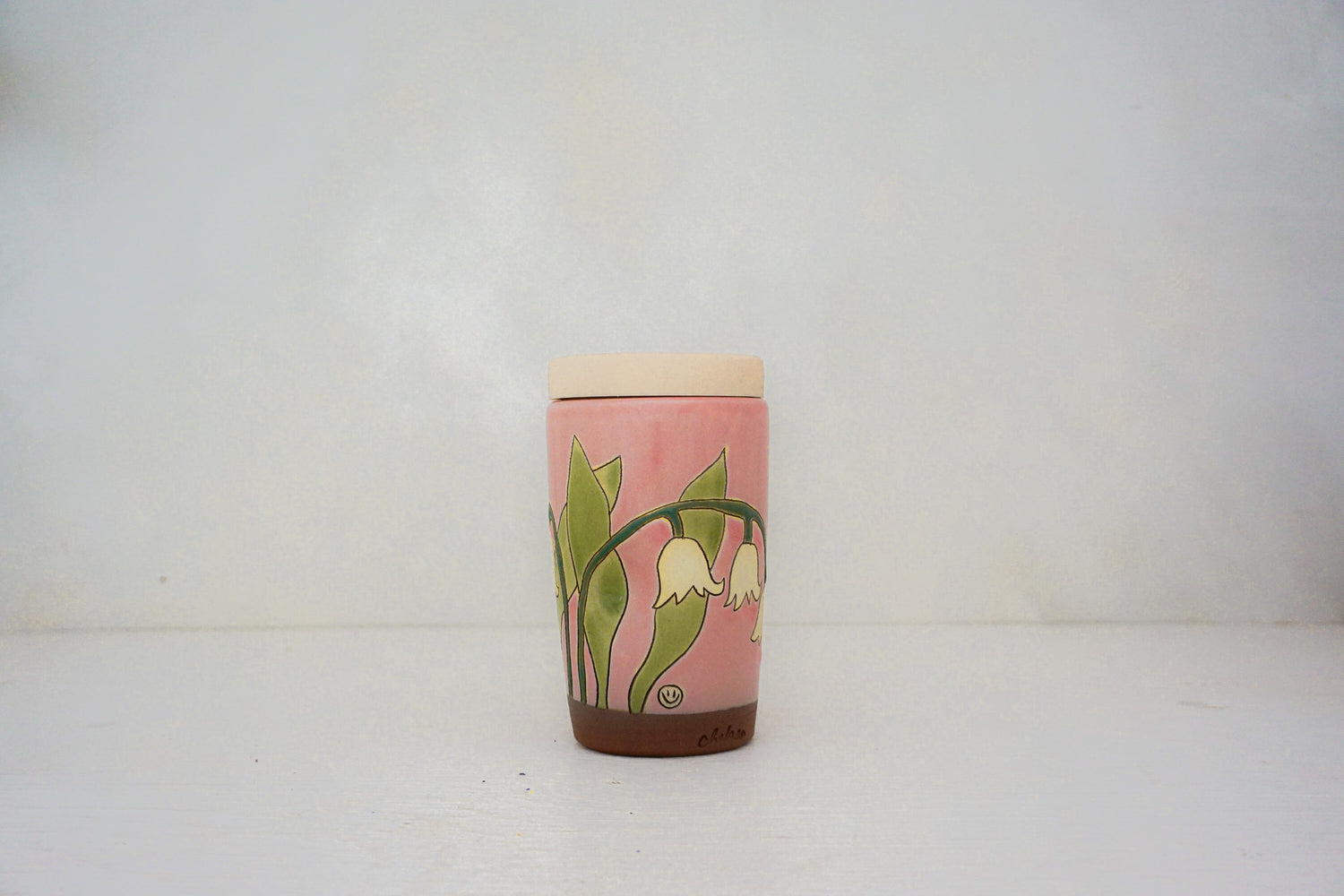 Lily of the Valley Travel cup in Bubblegum