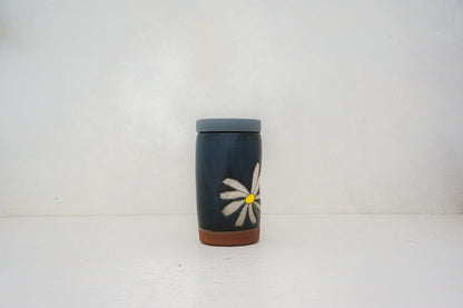 Daisy Travel cup in DARBY