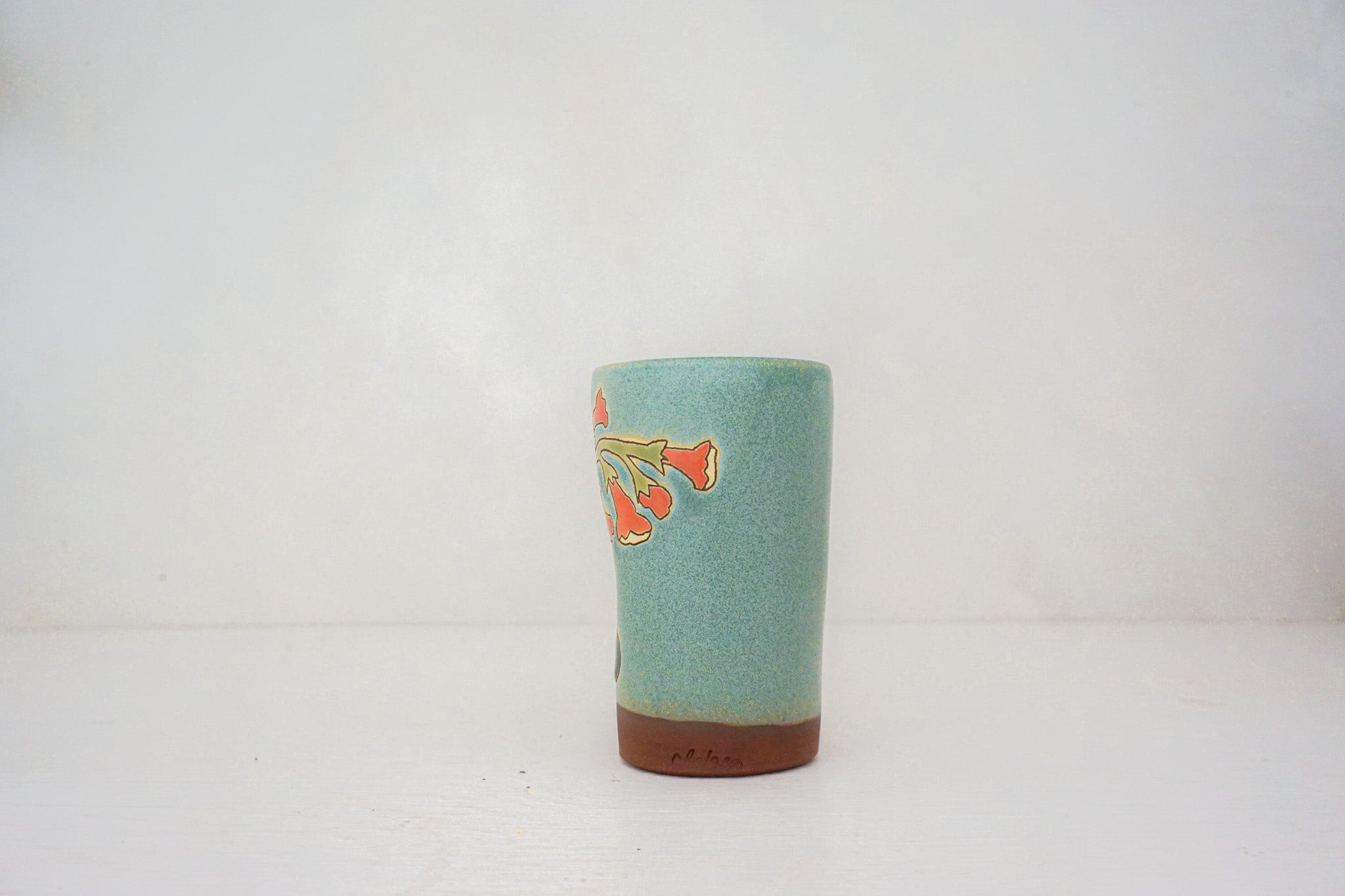 Red Trumpet Flower cup in LAKE
