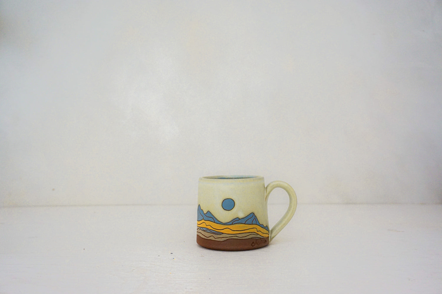 Mtn blue moon BB mug in BONE