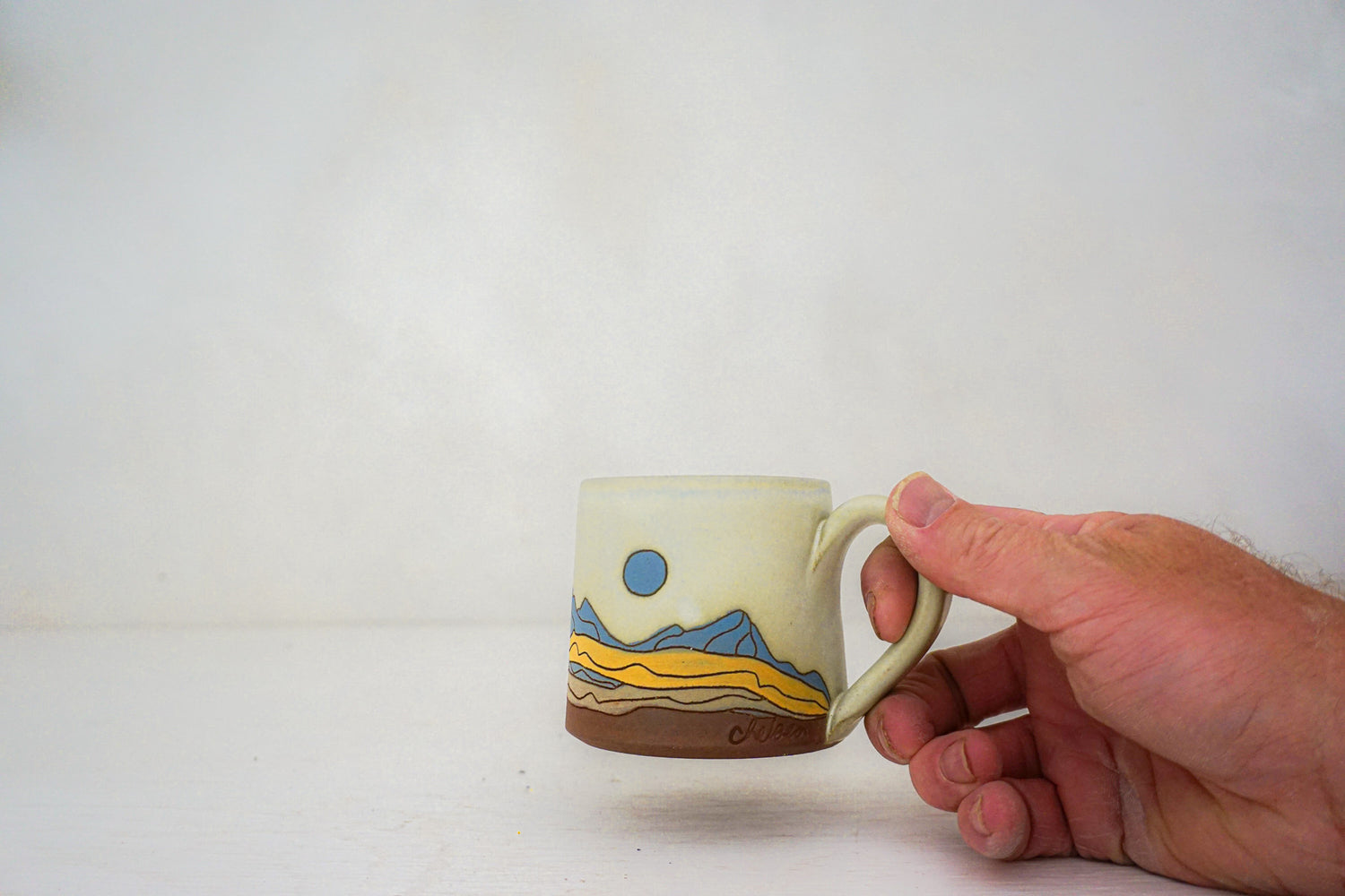 Mtn blue moon BB mug in BONE