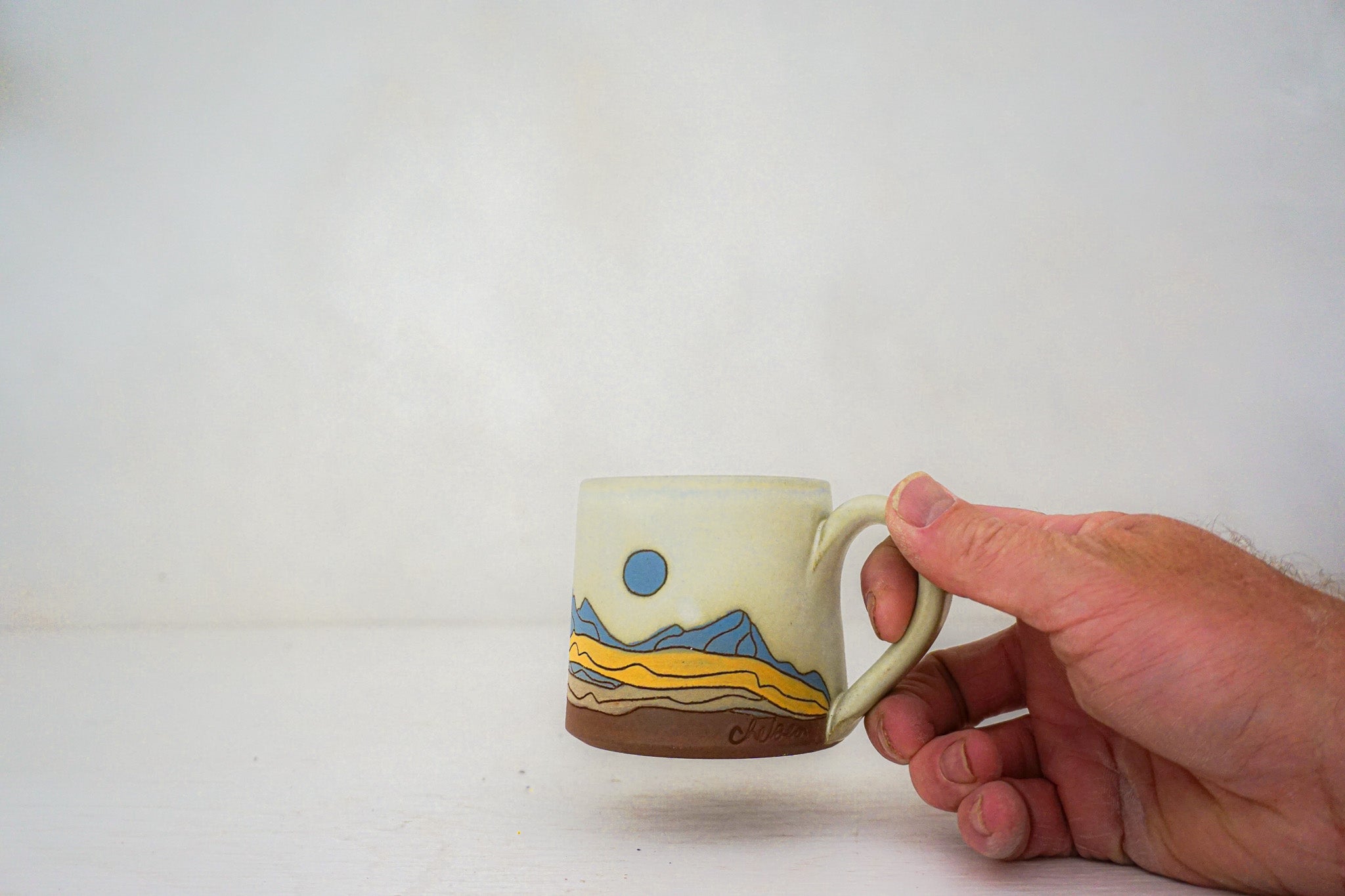 Mtn blue moon BB mug in BONE