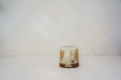 Poppy BB mug in BONE