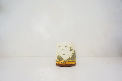 E Teton stars mug in BONE