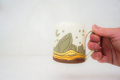 E Teton stars mug in BONE