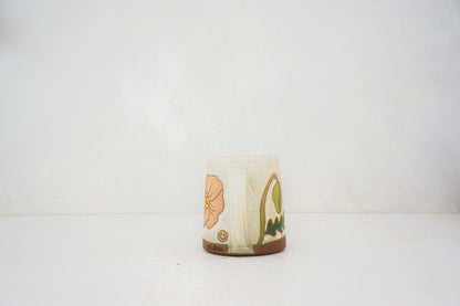 Poppy mug in BONE