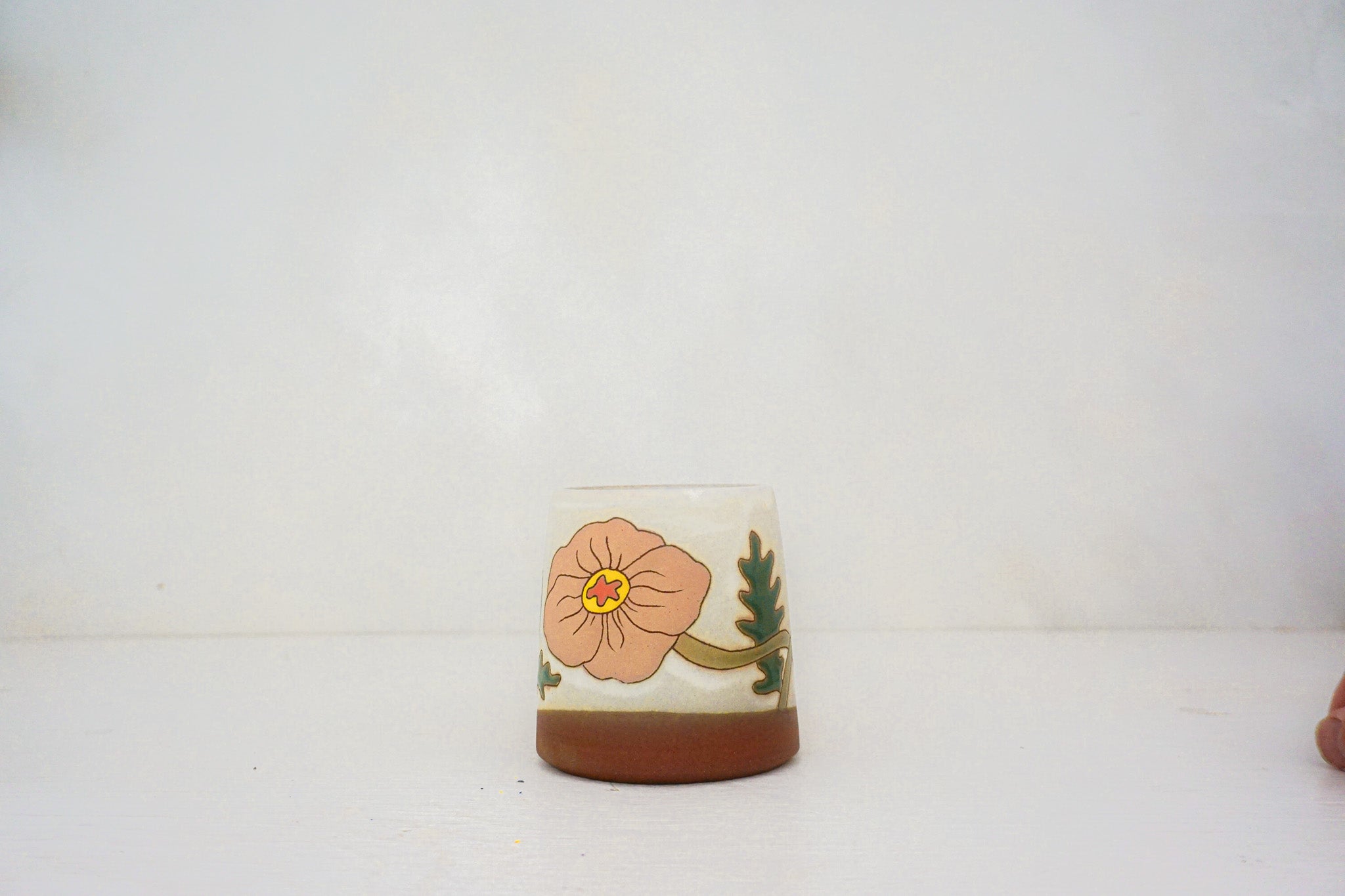Poppy mug in BONE 2