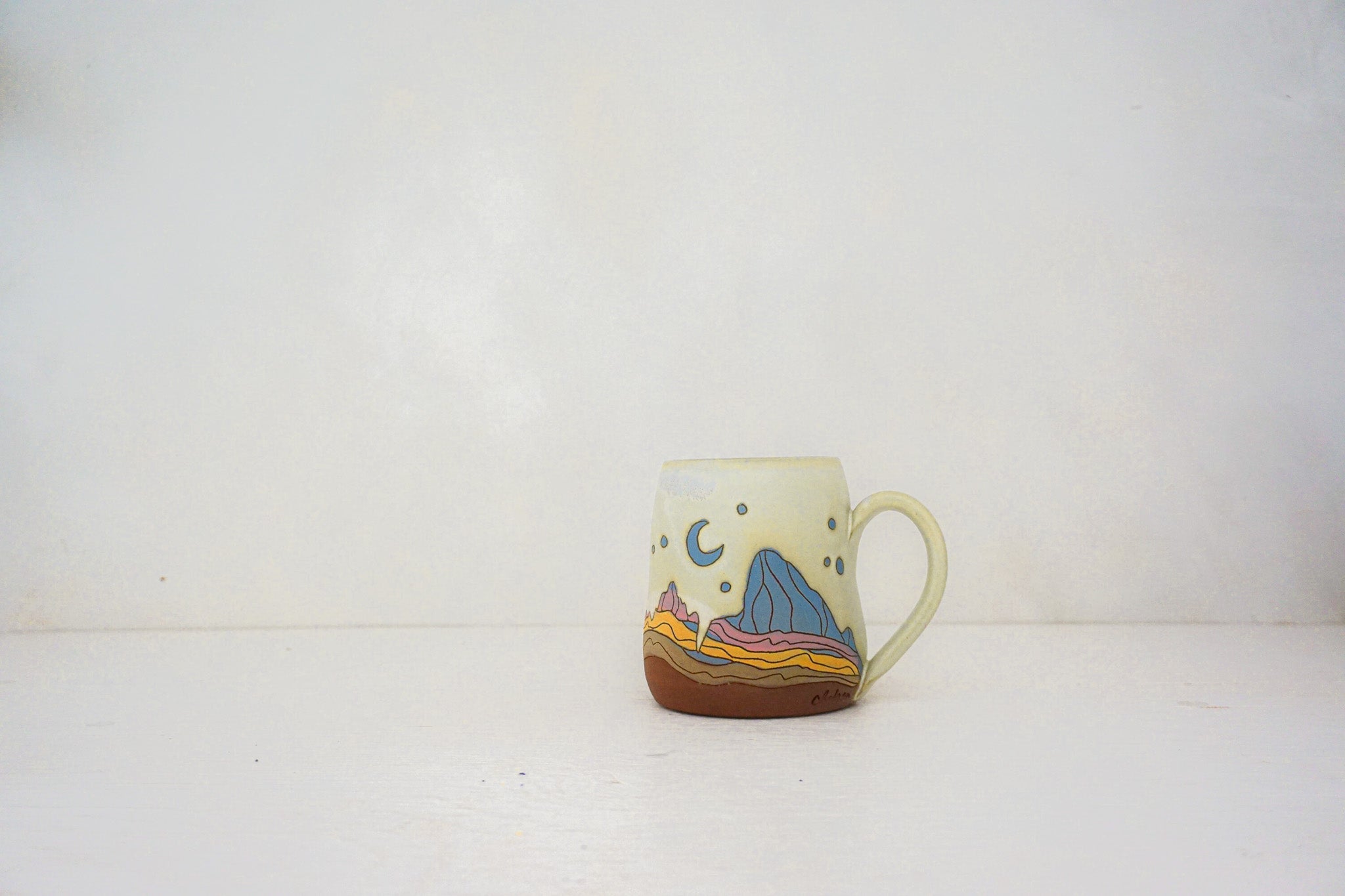 W Teton stars BUBS mug in BONE