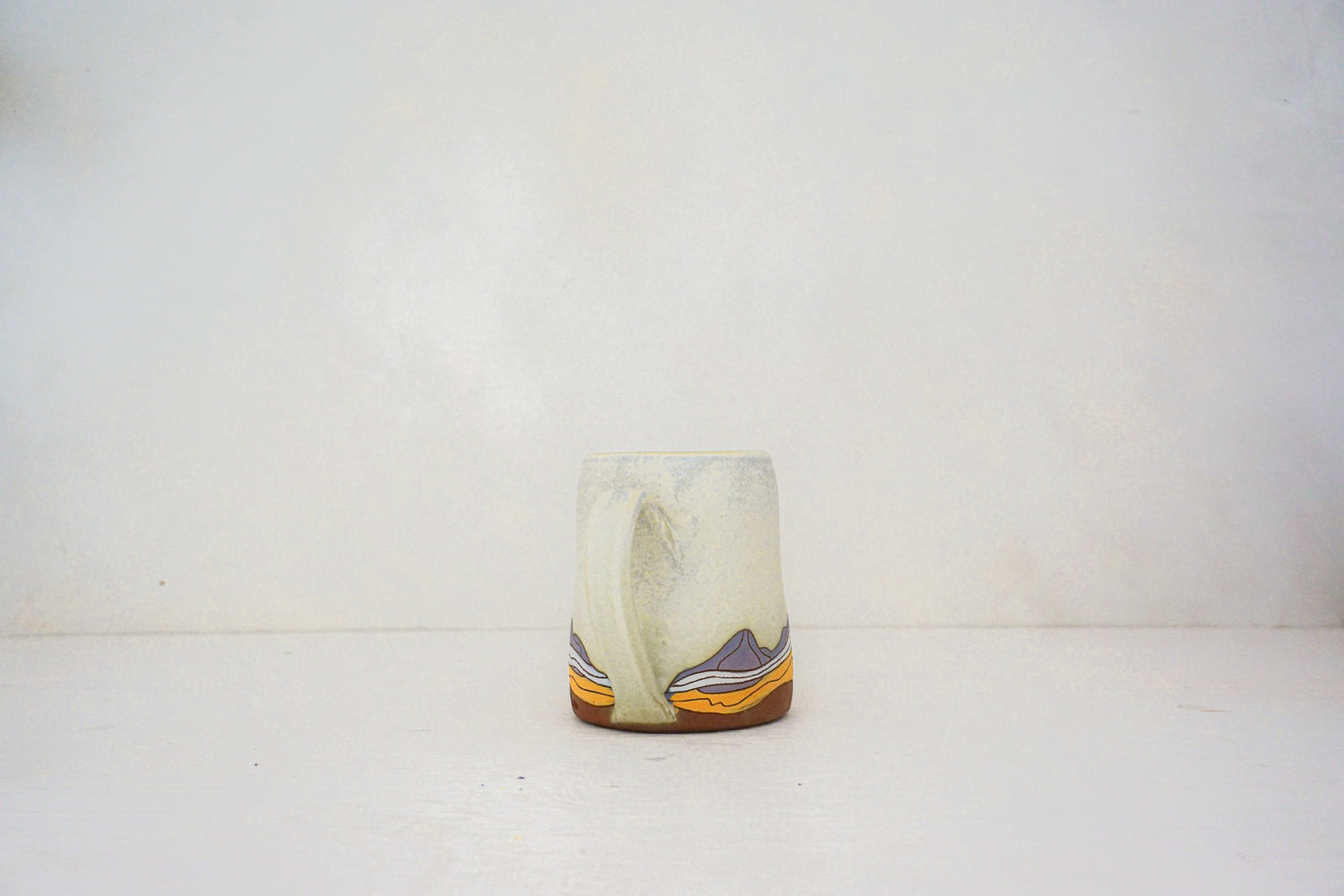Mtn moon BUBS mug in BONE