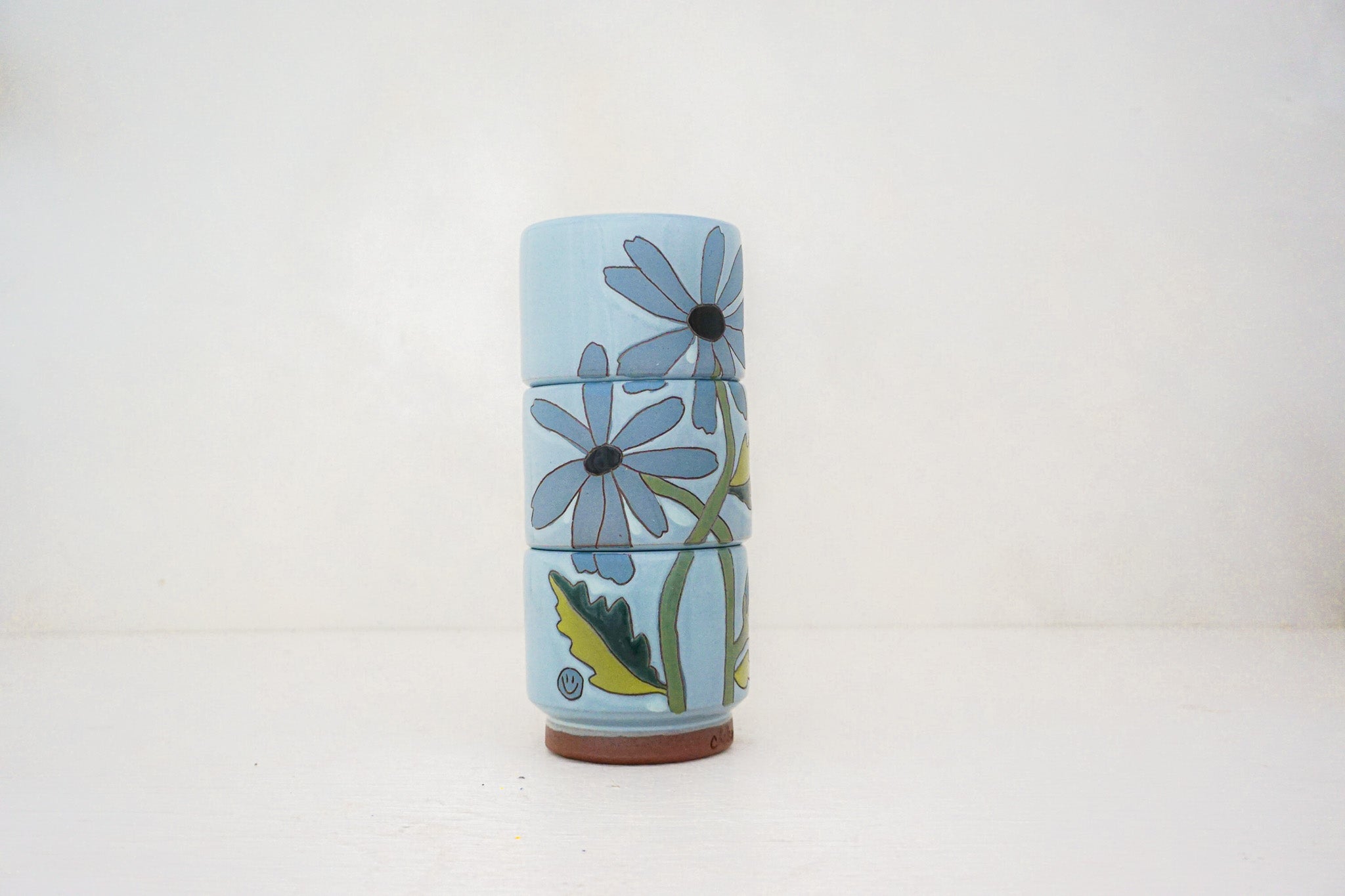 Blue flower Stacker cups in IRA