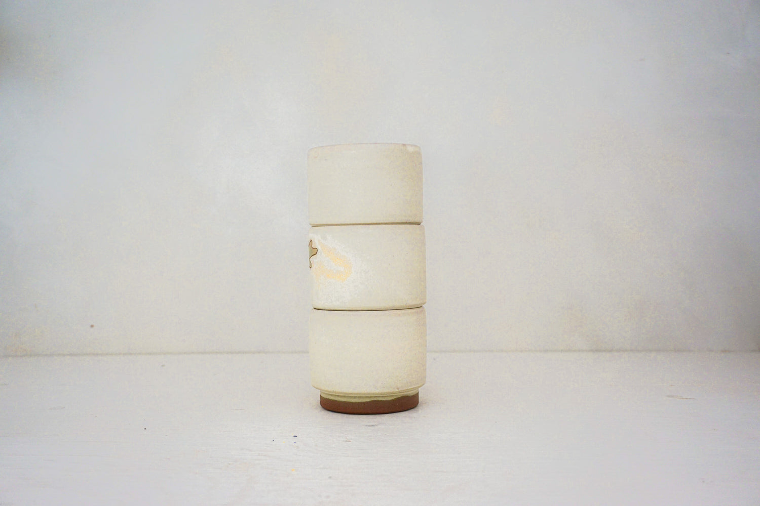 Poppy Stackers cups in BONE