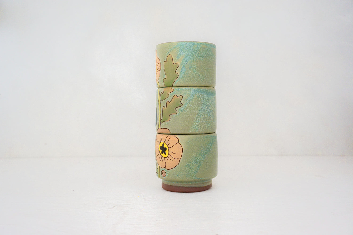 Poppy Stackers cups in LAKE