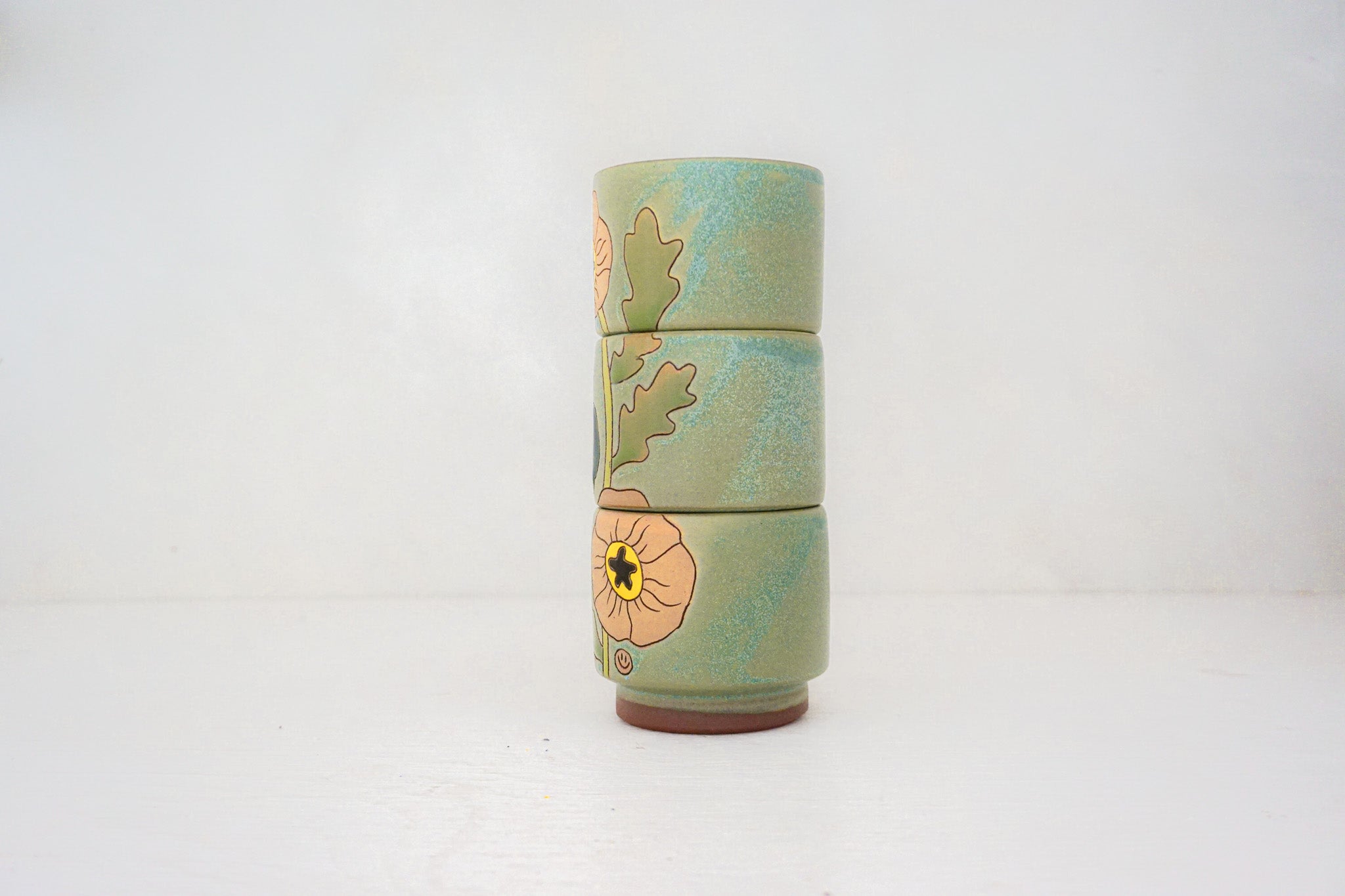 Poppy Stackers cups in LAKE