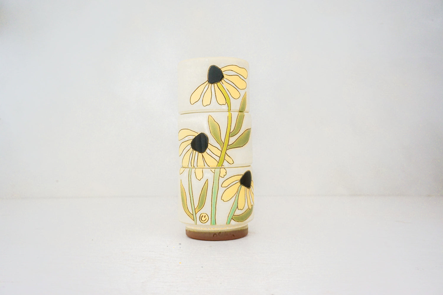 Black eyed susans Stackers cups in BONE*