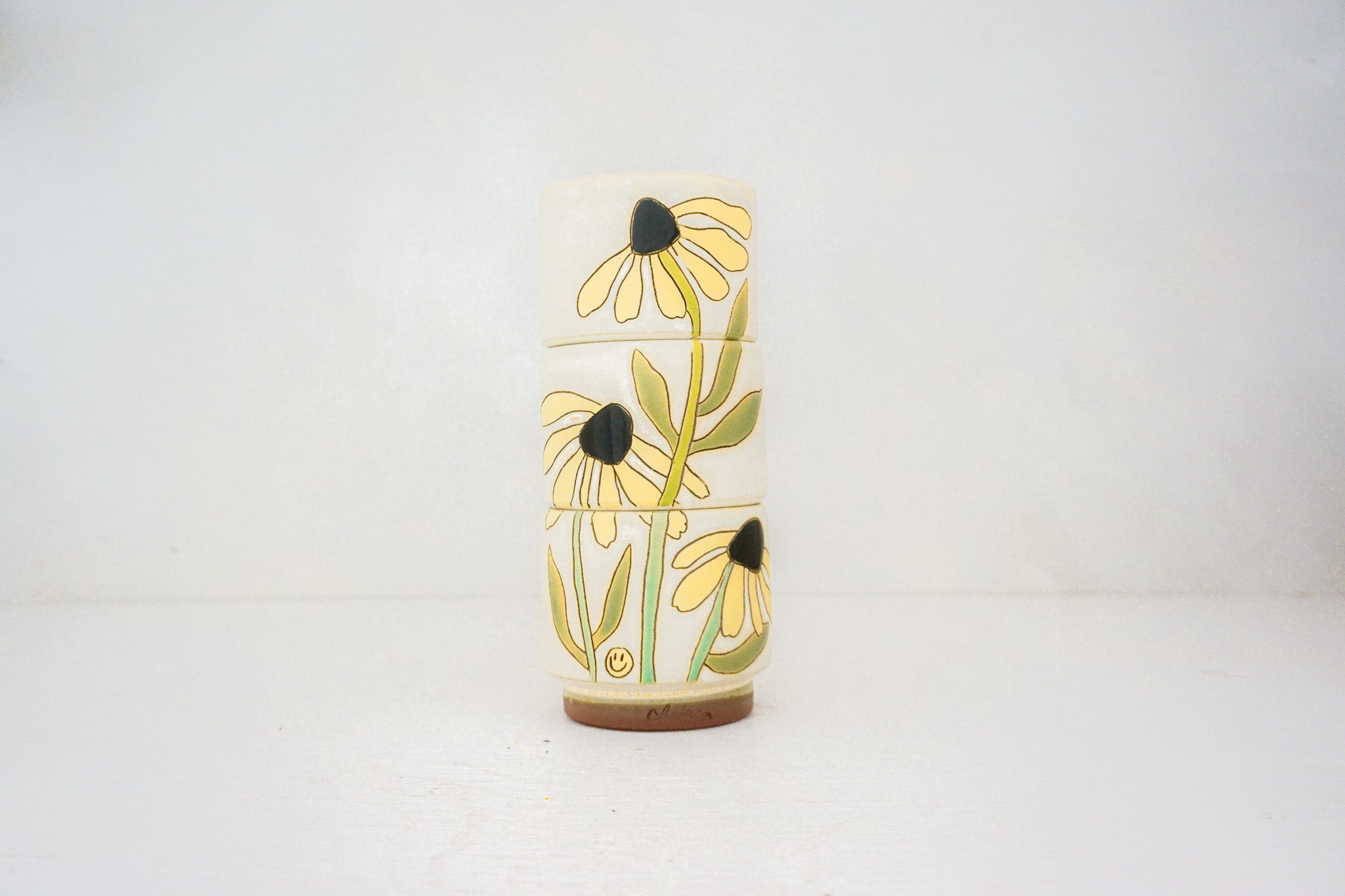 Black eyed susans Stackers cups in BONE*