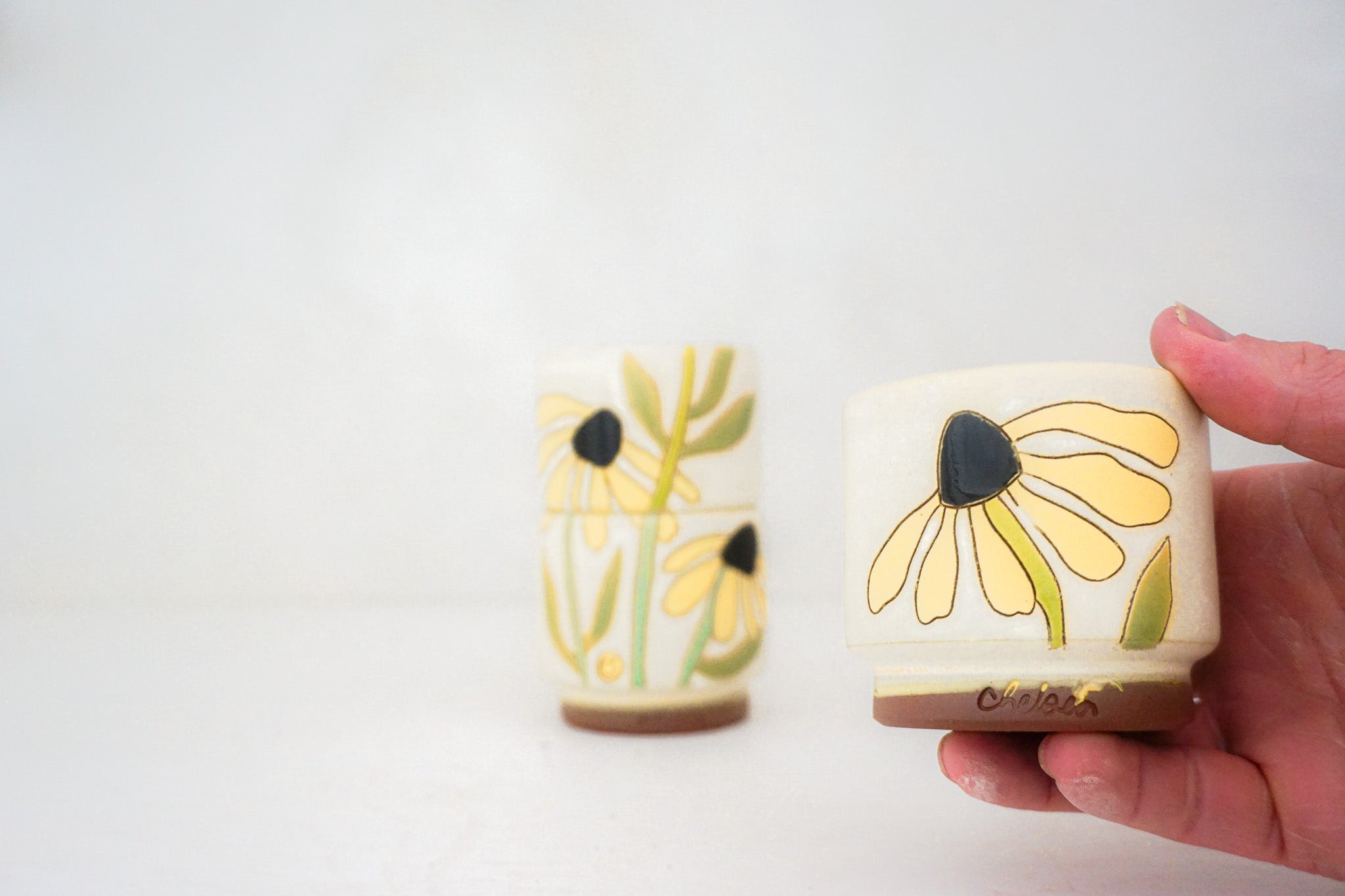 Black eyed susans Stackers cups in BONE*