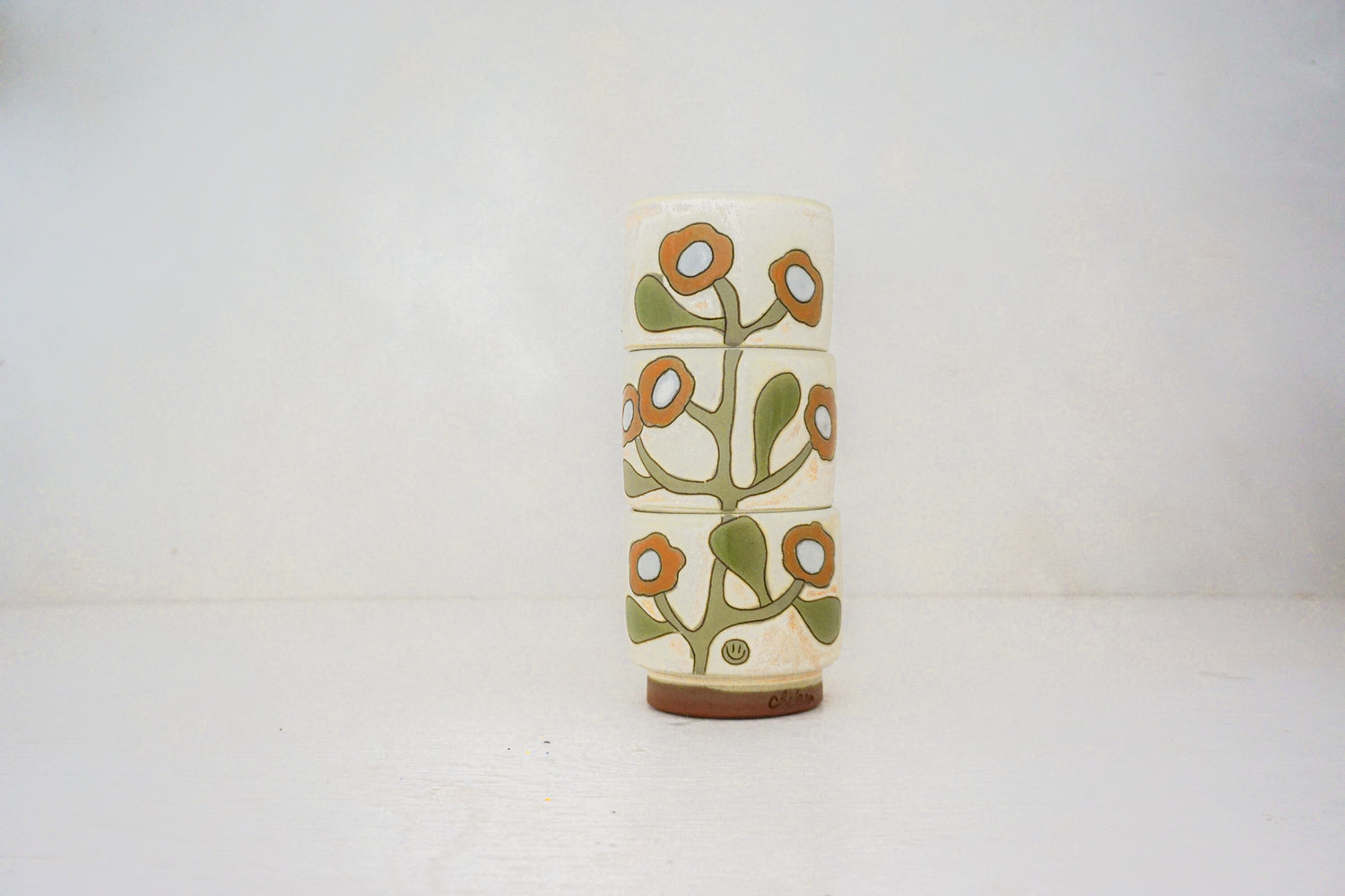 Fun in the Sun Stackers cups in BONE