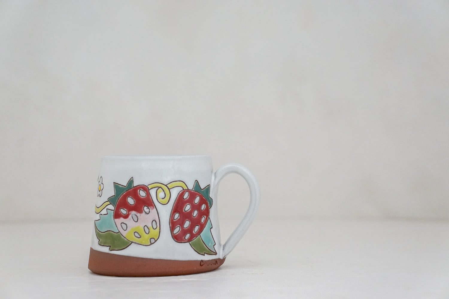 Strawberry mug 2