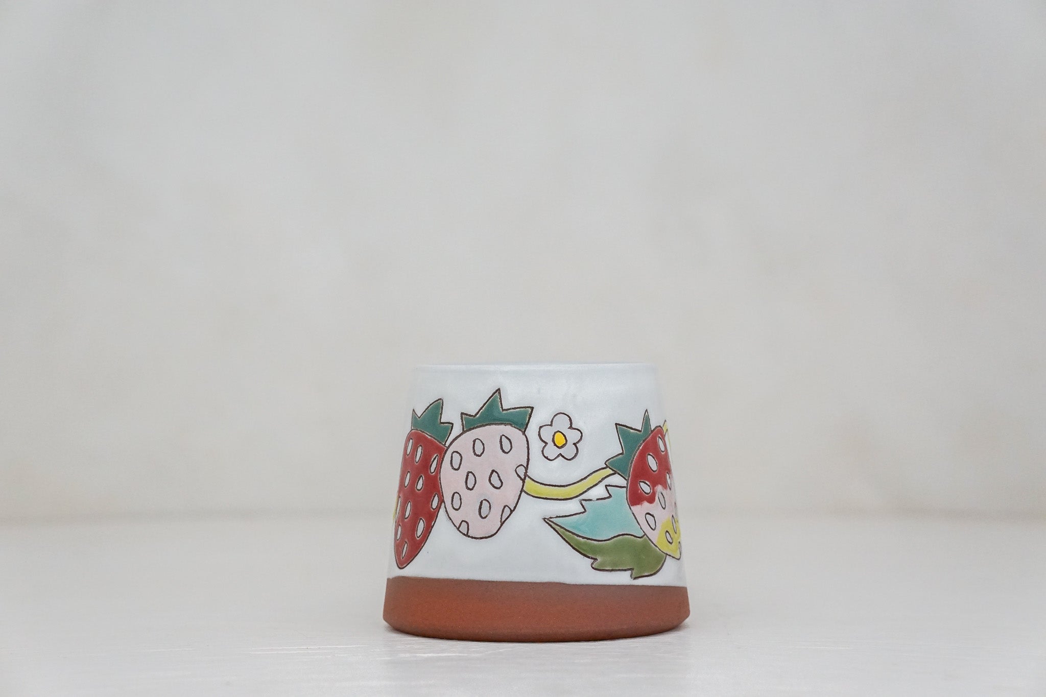 Strawberry mug 2