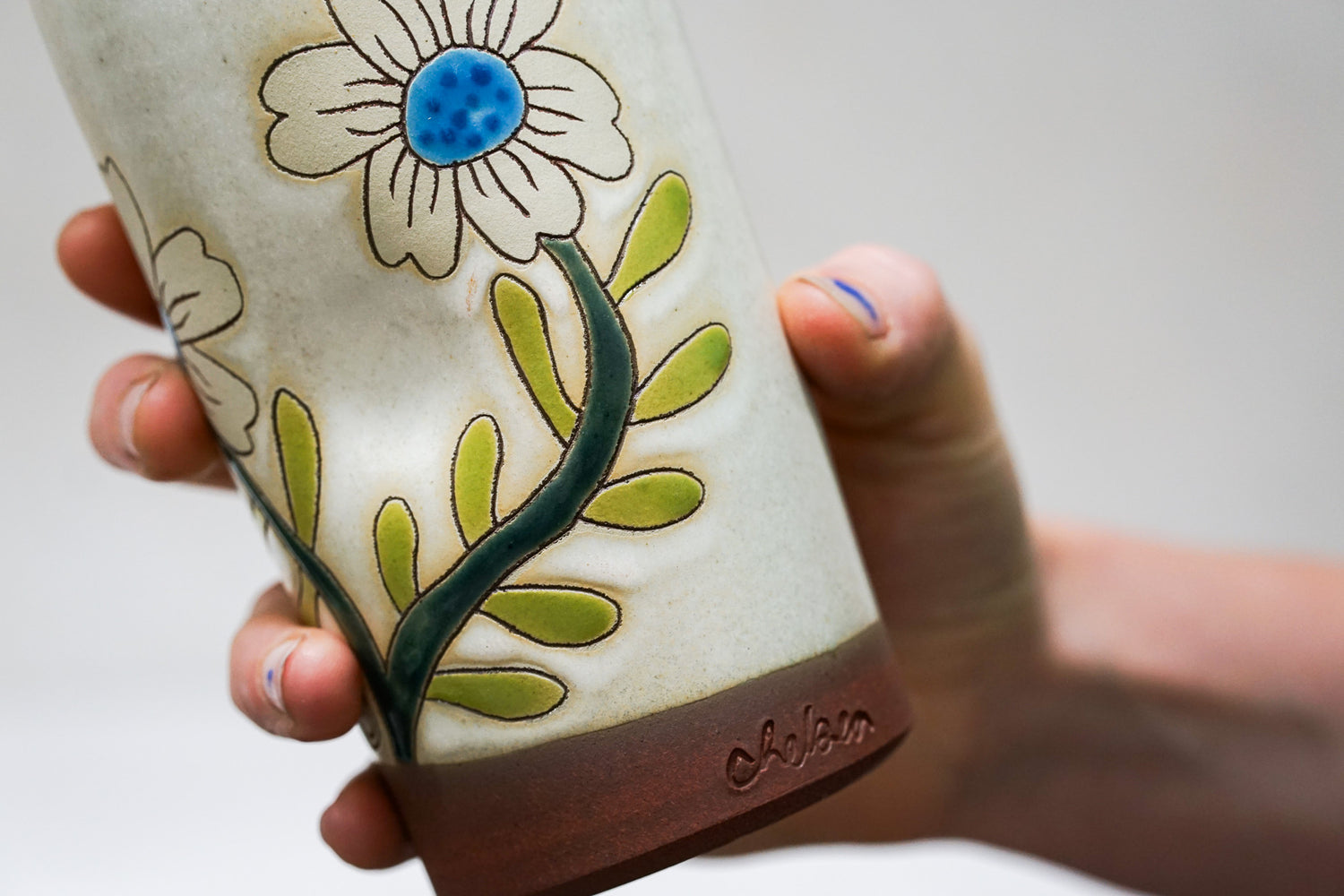 Flower cup in Bone